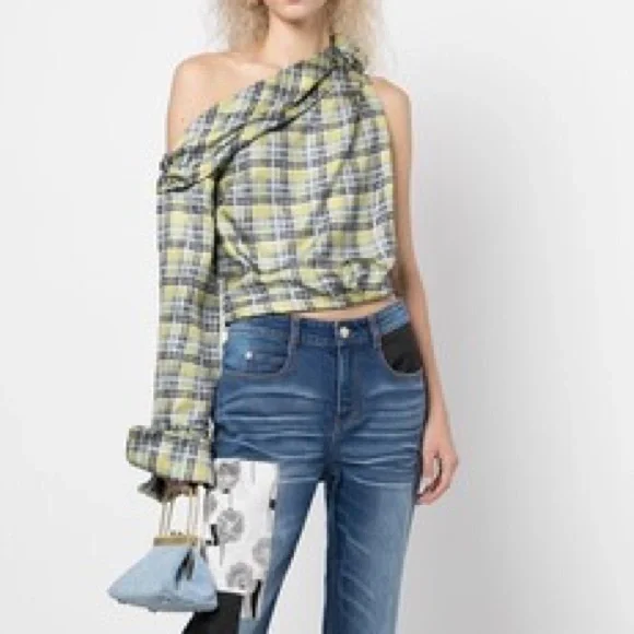 Hellessychecked one-shoulder blouse size 4 NWT